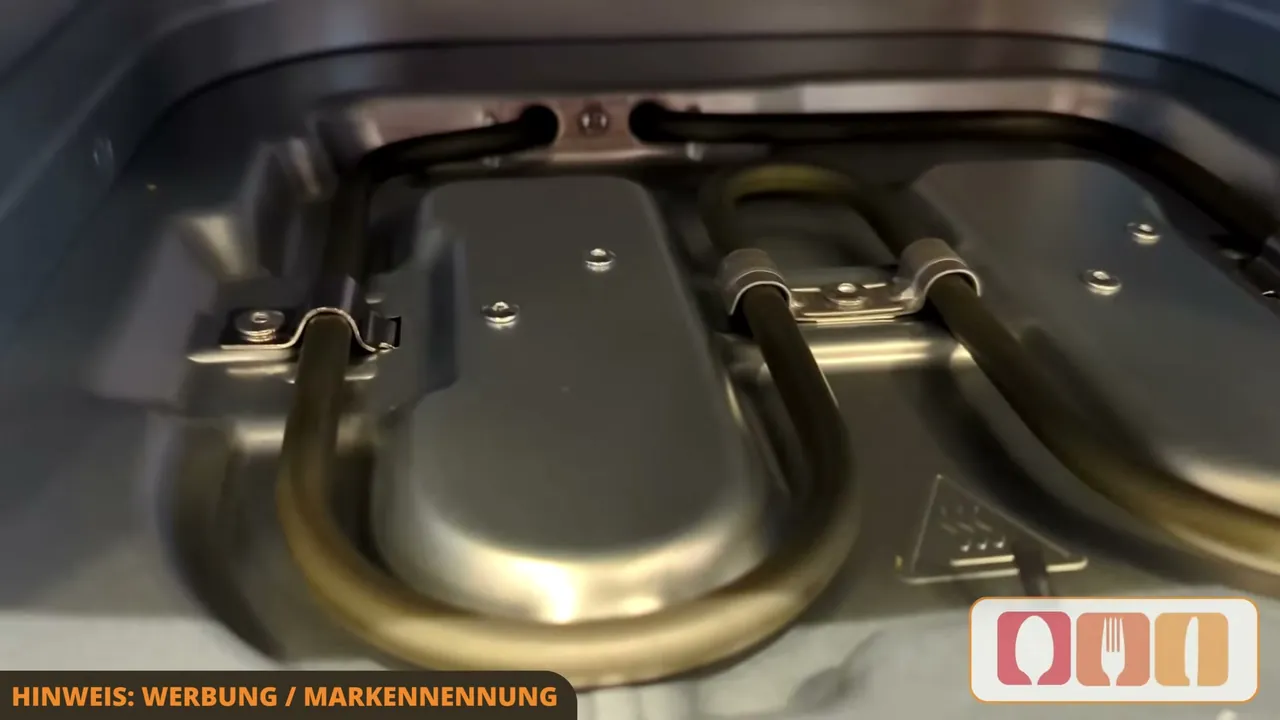 Meiner Meinung nach sorgt die Dual-Blaze-Technologie mit Heizelementen von oben und unten für besonders knusprige Speisen.
