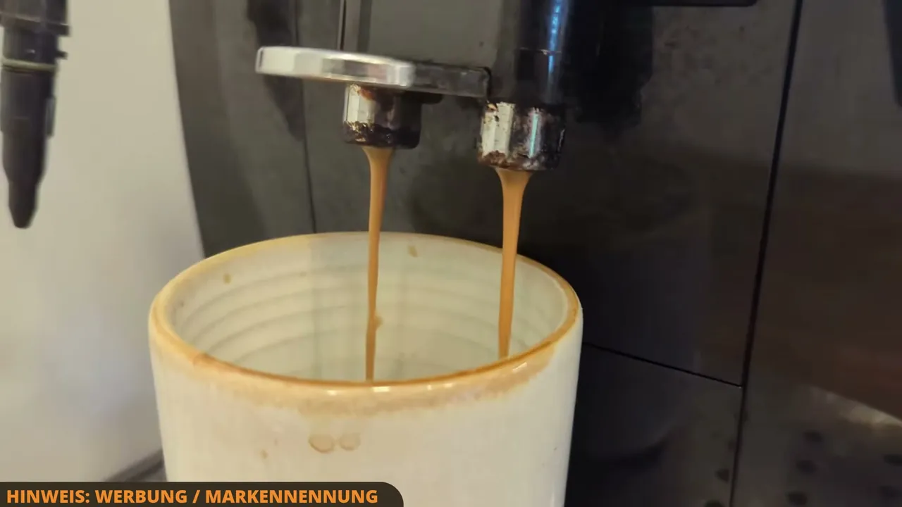 In meinem Praxistest hat mich die dichte, haselnussbraune Crema auf dem Espresso sofort begeistert.