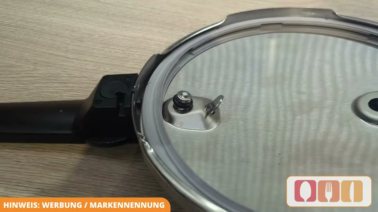 Meiner Meinung nach überzeugt der Deckel mit einer sauberen Verarbeitung von Dichtungsring und Sicherheitsventil.