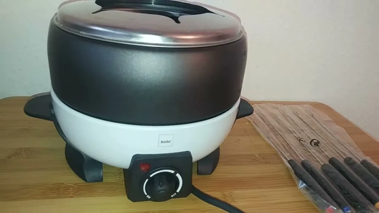 Meiner Meinung nach ist der stufenlose Temperaturregler genial, um das Fondue zuverlässig warmzuhalten.