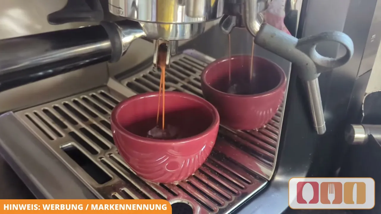 In meinem Test sorgt die konstante Temperaturregelung bei 93 Grad für einen richtig cremigen Espresso mit feinem Aroma.