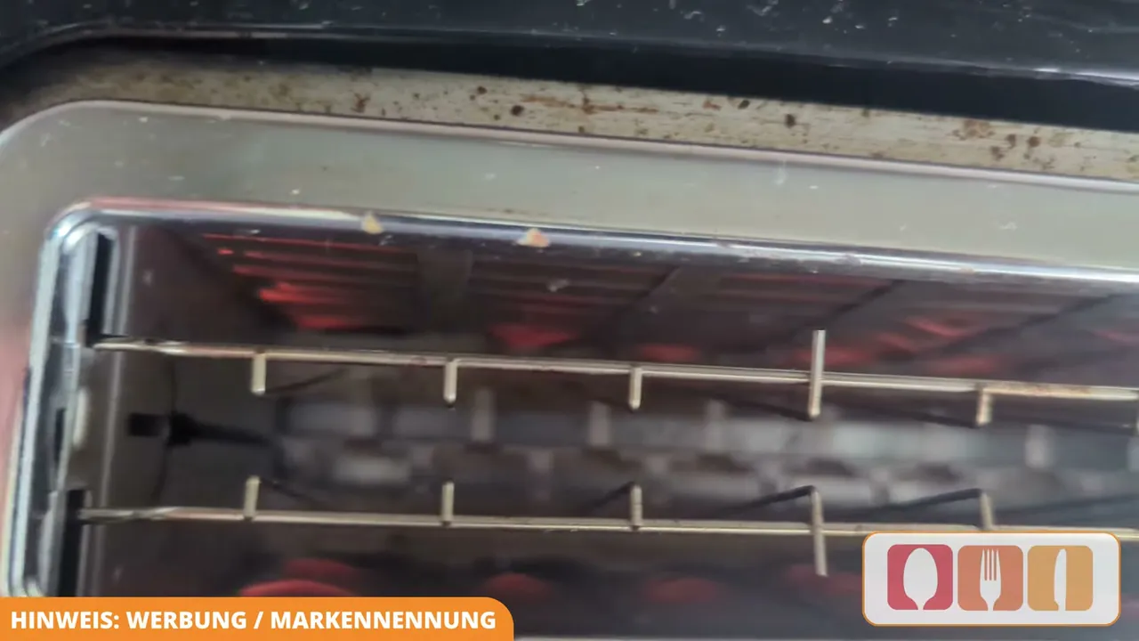 Ich finde den langen Röstschlitz ideal, weil darin auch problemlos große Brotscheiben Platz finden.