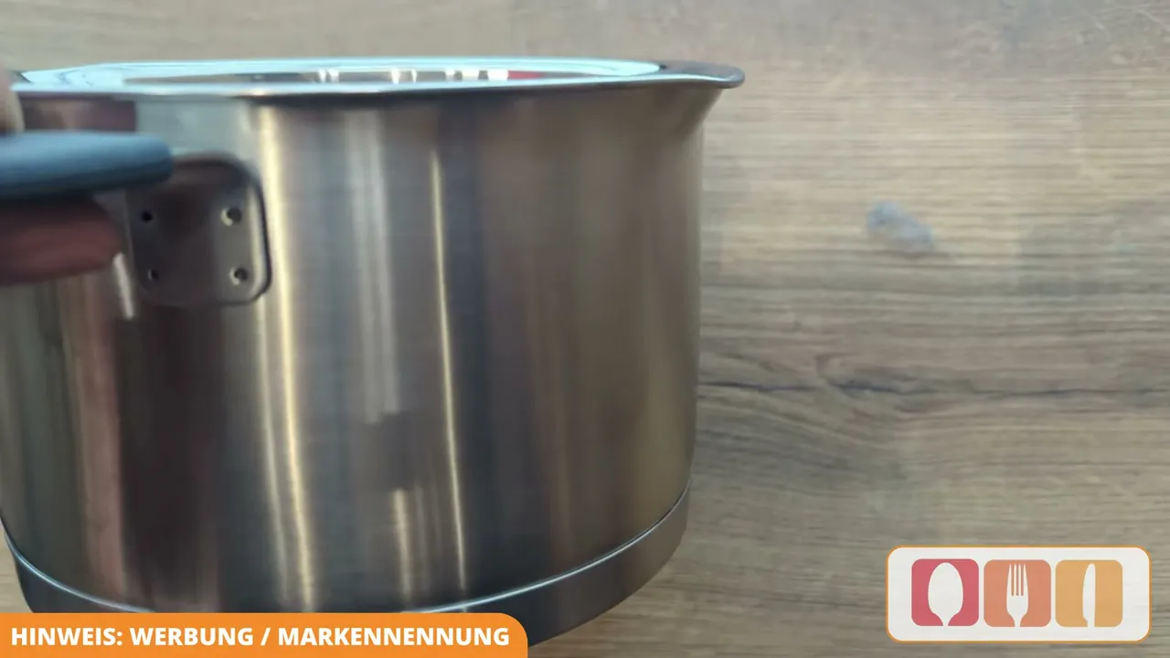 Der Sandwichboden mit Aluminiumkern sorgt für eine effiziente Wärmespeicherung und gleichmäßige Hitzeverteilung.