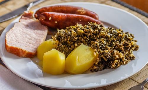 Grünkohl würzen