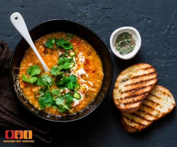 Die 10 besten Beilagen zu Suppe: Was dazu essen?