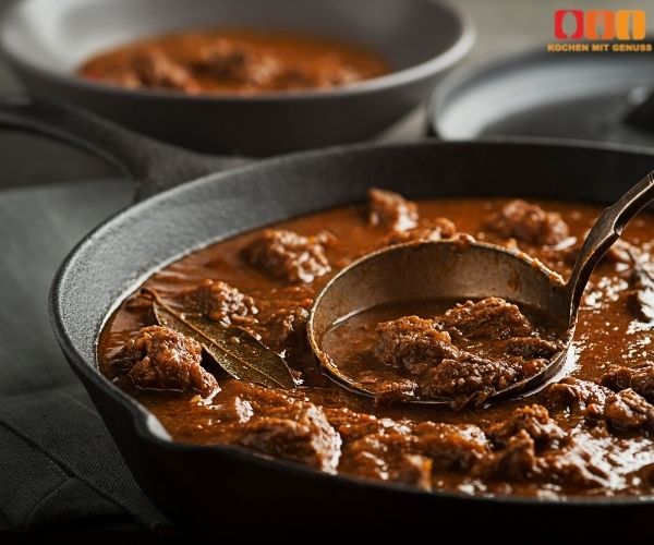 Gulasch anbraten