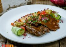 Die 10 besten Rinderbäckchen Beilagen: Was dazu essen?