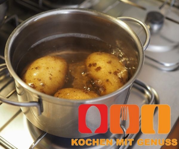 Kartoffeln in kaltem Wasser kochen