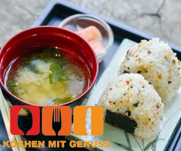 Miso-Suppe essen