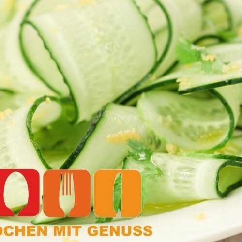 Gurkensalat Rezept mit Dressing