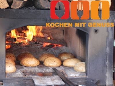 Laib Brot im Backofen
