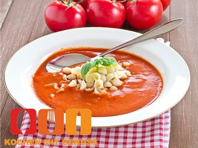 Tomatensuppe Zutaten bei frischen Tomaten