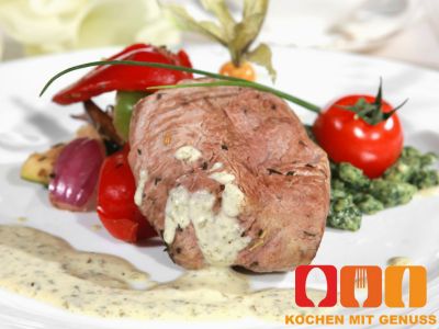 Nach was schmeckt Strauß in verschiedenen Gerichten?